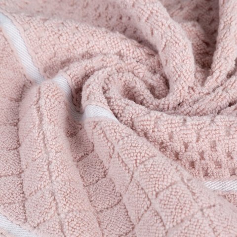 RĘCZNIK FAVORI (05) 70 X 140 CM PUDROWY