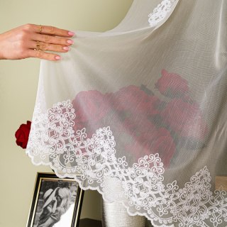 Firanka haftowana ze wzorem pasowym, wysokość 170cm, kolor 001 biały z błyskiem FH0039/768/001/000170/1