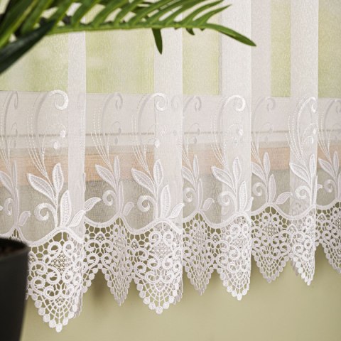 Firanka z aplikacją na markizecie ze wzorem pasowym, wysokość 180cm, kolor 001 biały 122467/433/001/000180/1