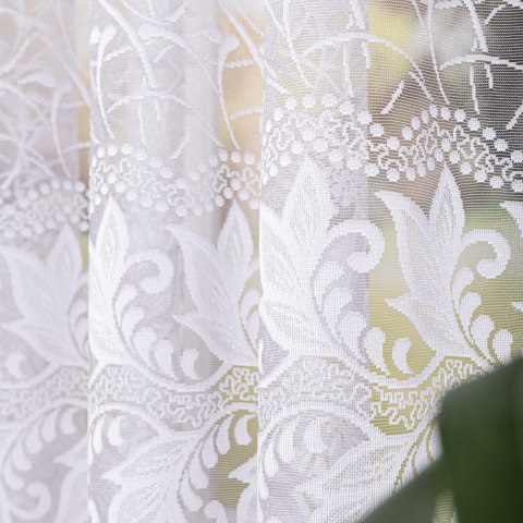 Firanka żakardowa ze wzorem po całości, wysokość 150cm, kolor 001 biały 049348/000/001/000150/1