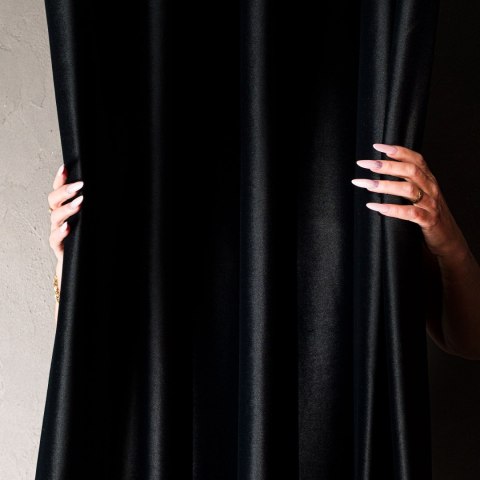 MATT VELVET Tkanina dekoracyjna, wysokość 320cm, kolor 052 czarny MATVEL/TDP/052/000320/1