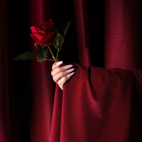 MATT VELVET Tkanina dekoracyjna, wysokość 320cm, kolor 106 bordowy MATVEL/TDP/106/000320/1