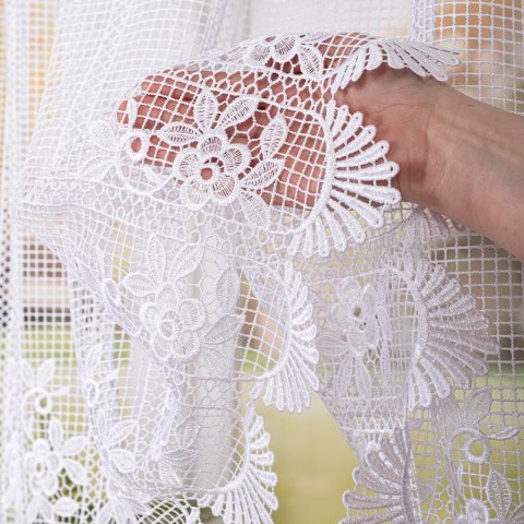 Firanka gipiurowa, wysokość 120cm, kolor 001 biały 016236/447/001/000120/1