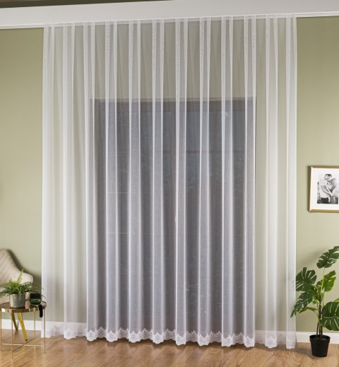 Firanka haftowana ze wzorem na samym dole, wysokość 300cm, kolor 001 biały 122063/000/001/000300/1