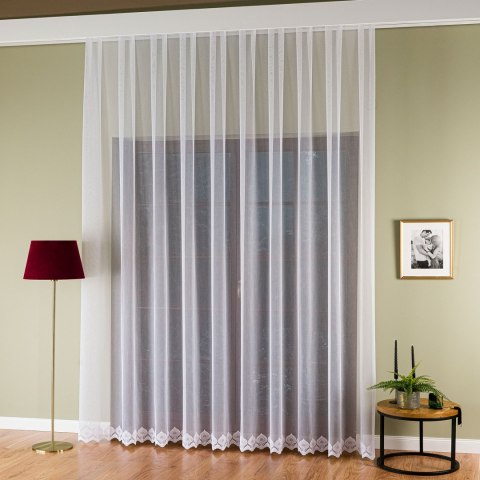 Firanka haftowana ze wzorem na samym dole, wysokość 300cm, kolor 001 biały 122516/000/001/000300/1