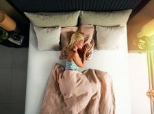 Komfort snu na materacu TEMPUR PRO MDV dopasowującym się do ciała