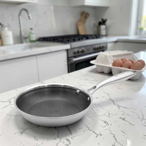 PATELNIA STALOWA 24cm Z POWŁOKĄ PLASTER MIODU 5550