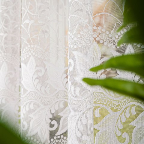 TEOFILA Firanka żakardowa odpasowana na prosto, szerokość 400 x wysokość 150cm, kolor 001 biały 049348/FOP/001/000152/1