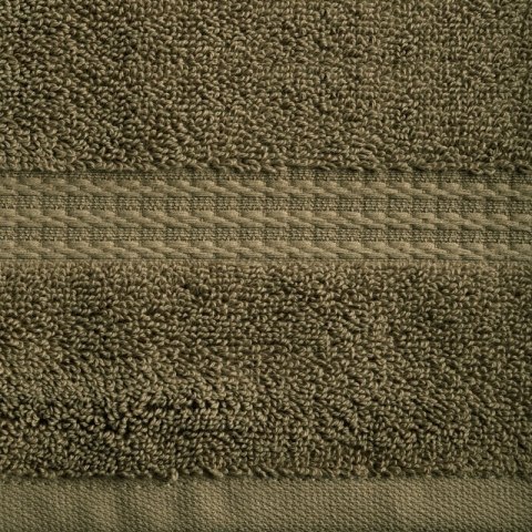 RĘCZNIK EGIPT 30 X 50 CM OLIWKOWY