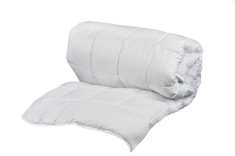 zwinięta do połowy kołdra antystres robi