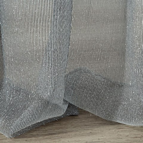 Firana gotowa Sakali kolor szary 140x250 cm przelotki Firana gotowa Sakali kolor szary 140x250 cm przelotki